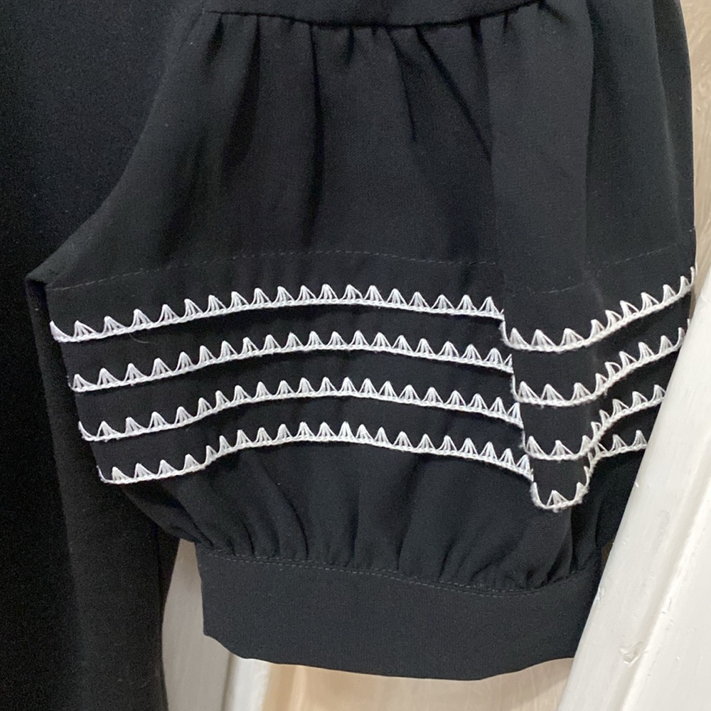 Gracia puff sleeve blouse - Picture 9 of 9